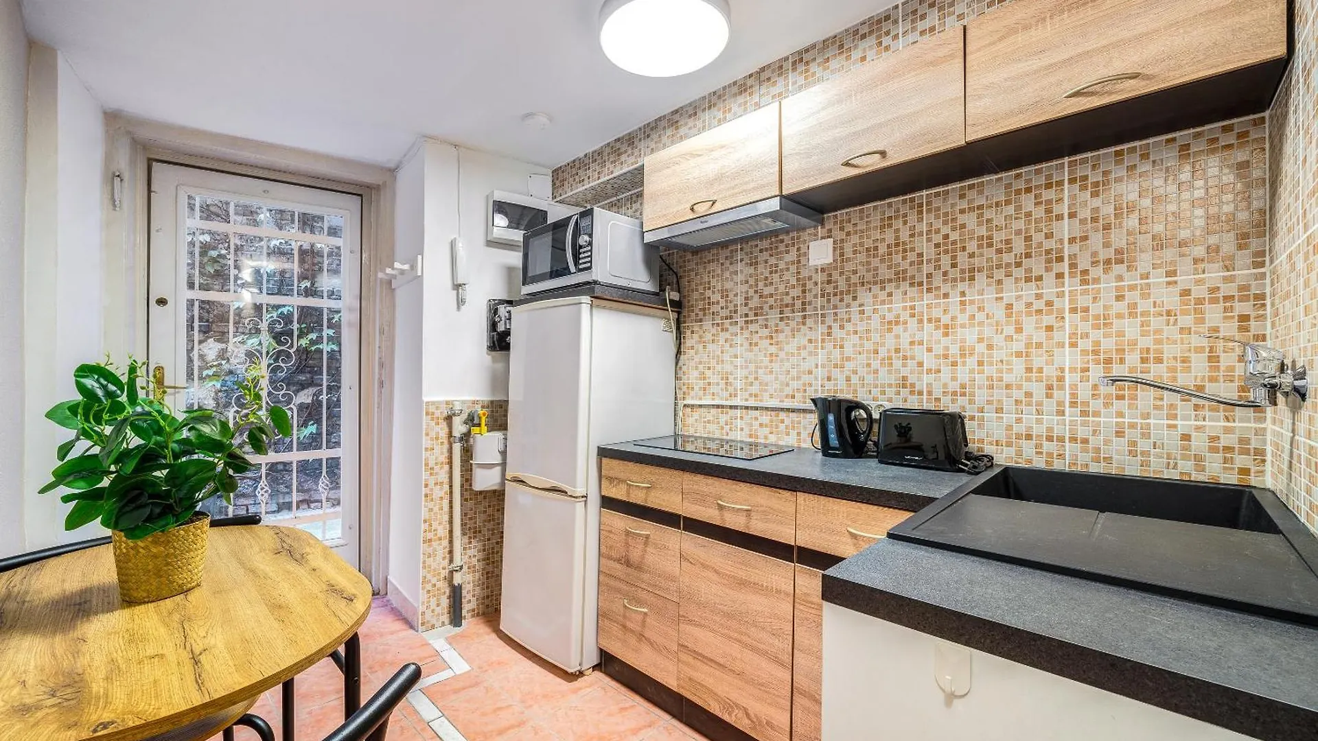 Artisan Gallery Apartment Будапешт